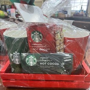 New Starbucks Christmas Peppermint Cocoa and Mugs